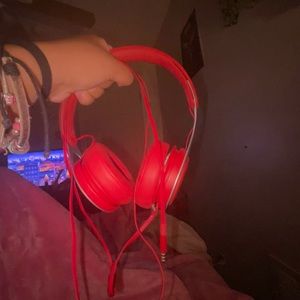 Red Wired beats